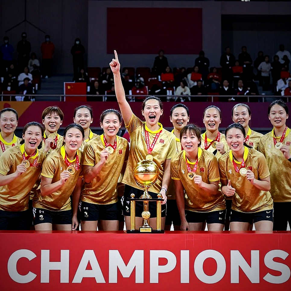 U23 Việt Nam gặp Kuwait: Giải mã đội hình 3-4-3, chiếc 'sweeper' và hai khoảng lặng trên ghế dự bị