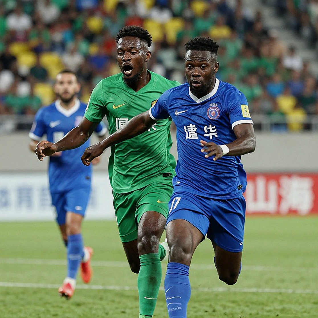 CAHN vs Kashima Antlers: Khối phòng ngự thấp và bài toán kỷ luật trước vòng cấm