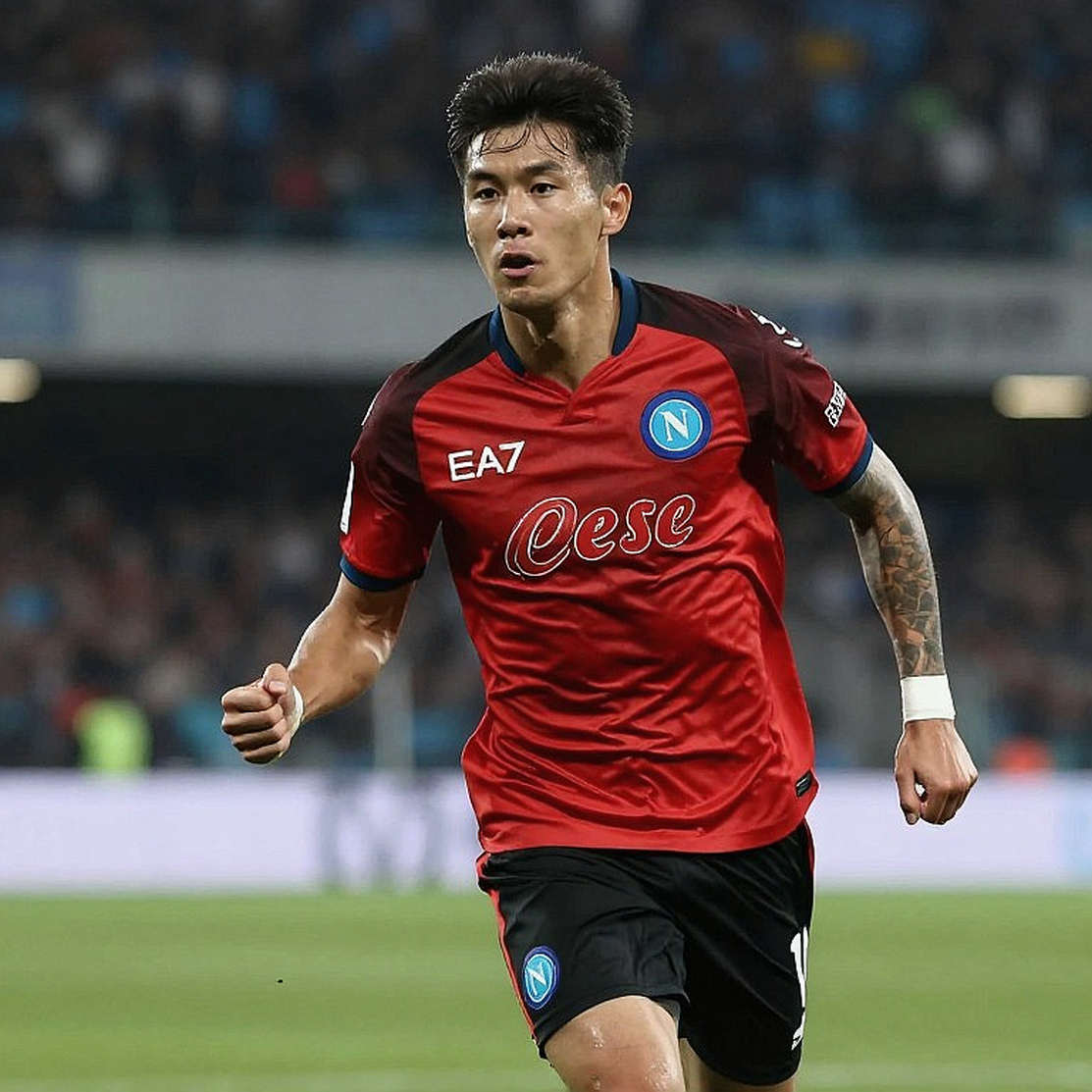 Huế 2-2 CLB TP.HCM: Hai phút làm rạn một trận đấu đã nằm trong tay
