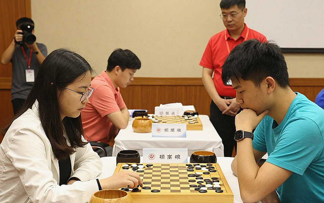 Master Class Vol. 20 – Bent Larsen: 60 phút cho một 'vũ khí' của Carlsen, hay chỉ là chiêu trò tiếp thị?